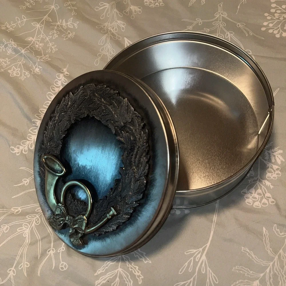 VTG Metzke Pewter Accent‎ Christmas Wreath , Horn ,Cookie Tin, 8